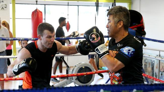 jeff horn gloves